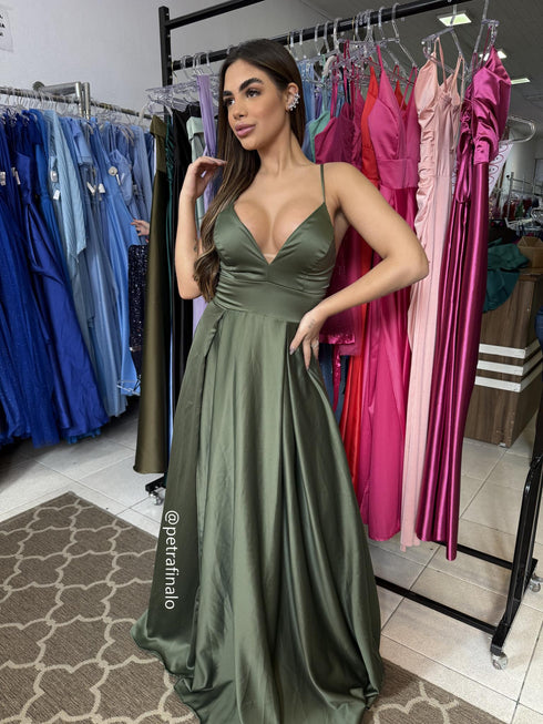 VESTIDO ALCINHA COM DECOTE FENDA LISO